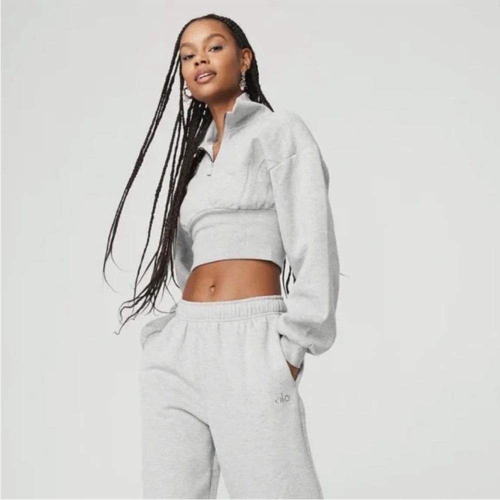 ALO Yoga Vixen Cropped Half Zip Pullover Heather Grey Cinched Waist Size Med - Picture 6 of 6